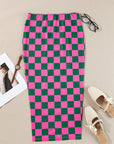 Gonna midi a vita alta con spacchi laterali e stampa a scacchi rosa