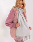 Shawl model 187613 AT