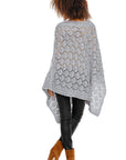 Poncho model 94519 PeeKaBoo