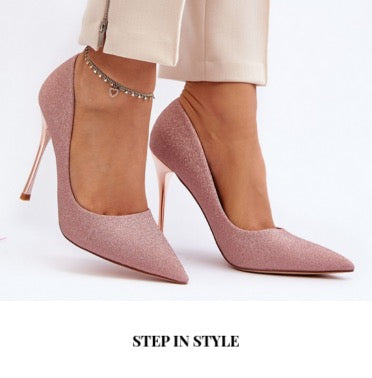 Step in style - Toi ‘n’ Moi Ltd