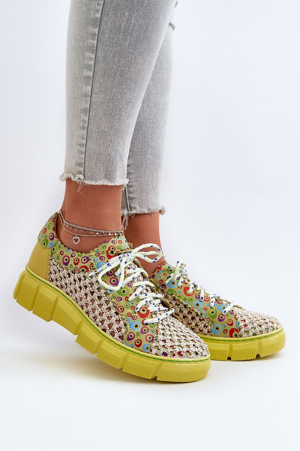  Low Shoes model 195409 Step in style 