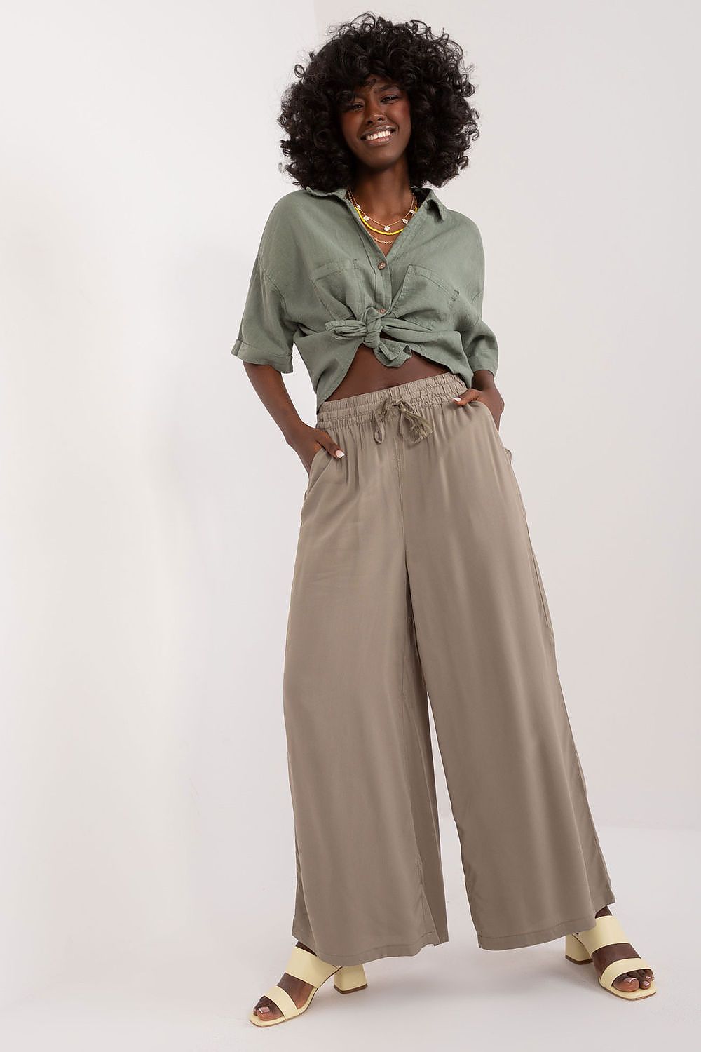  Women trousers model 197537 Sublevel 