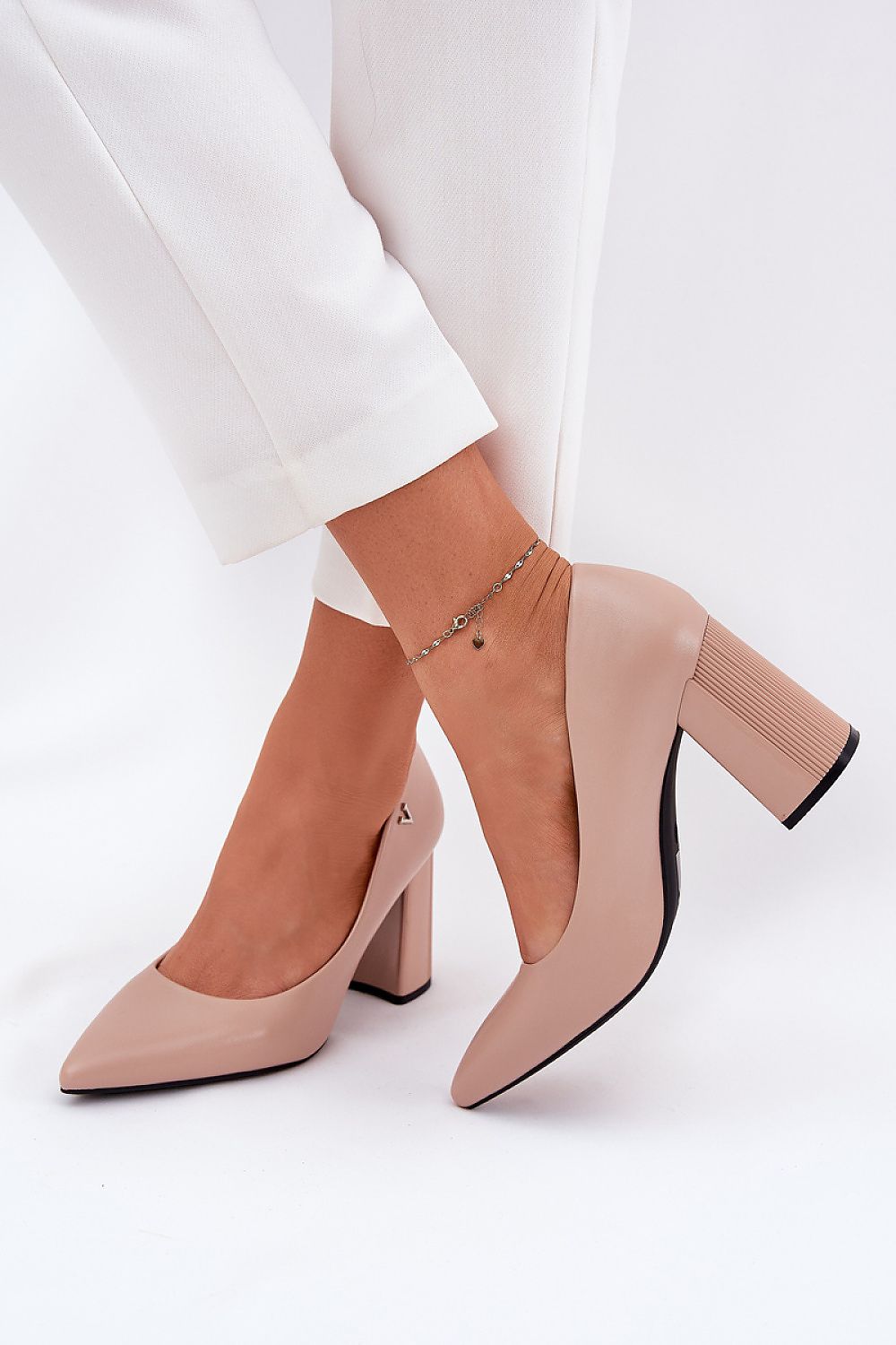 Block heel pumps model 209781 Step in style - Toi ‘n’ Moi Ltd