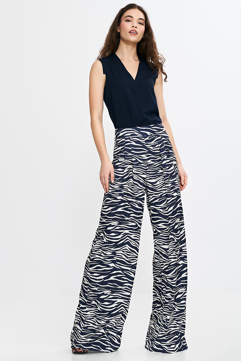 Blouse model 210075 Nife - Toi ‘n’ Moi Ltd