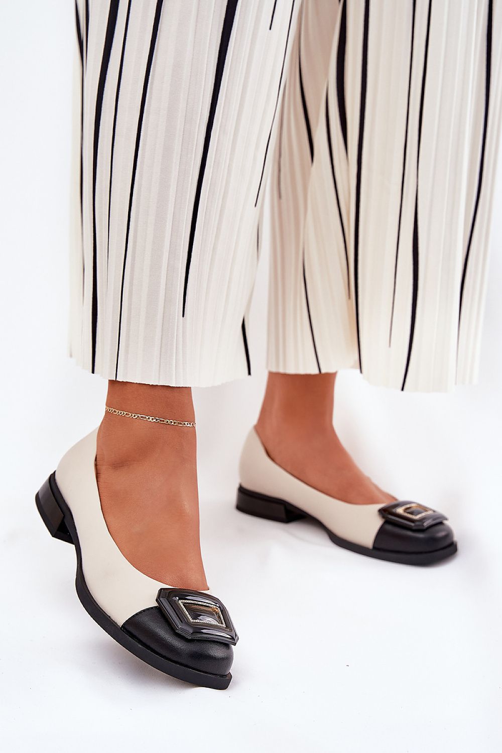 Ballet flats model 210687 Step in style - Toi ‘n’ Moi Ltd