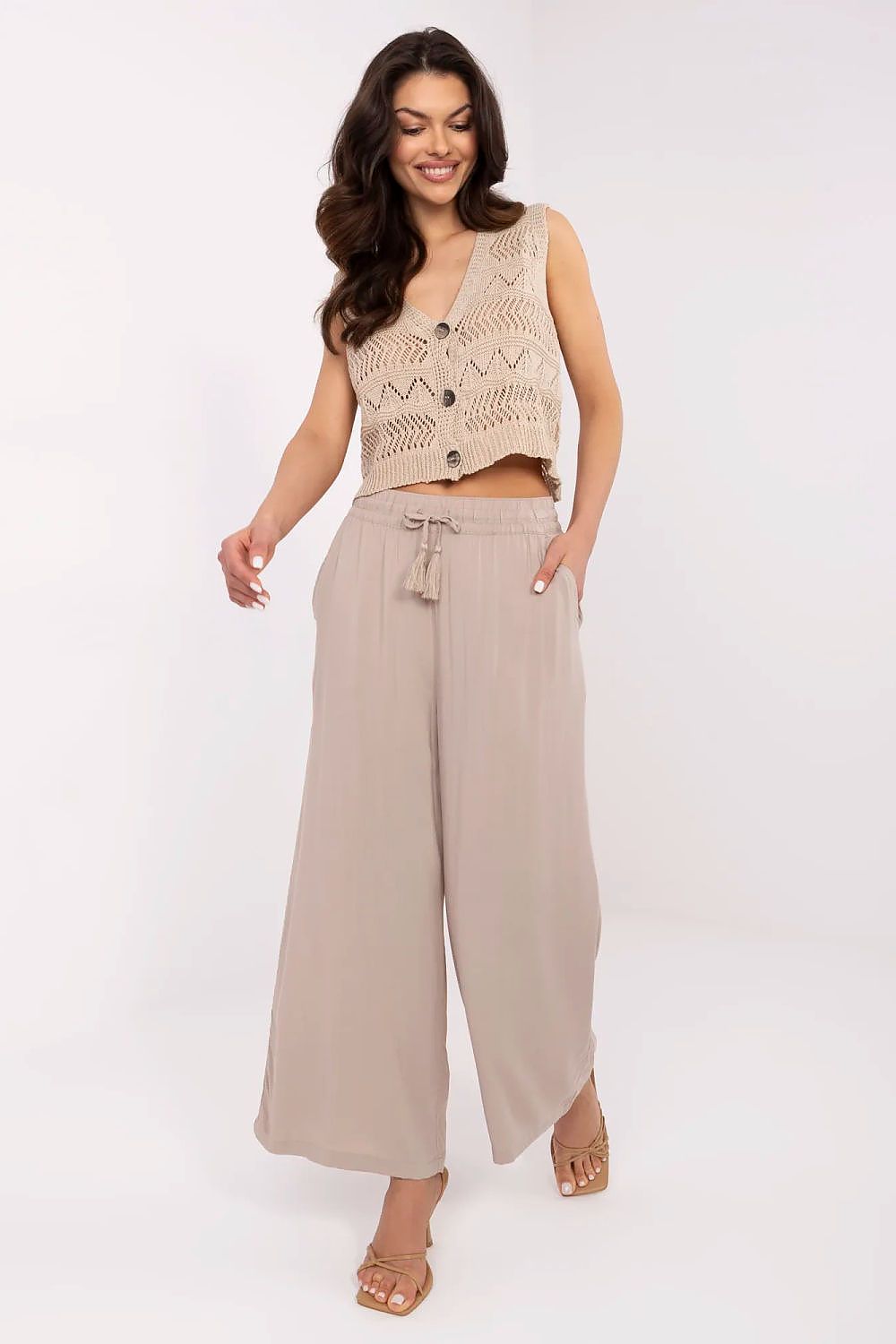  Women trousers model 211492 Sublevel 