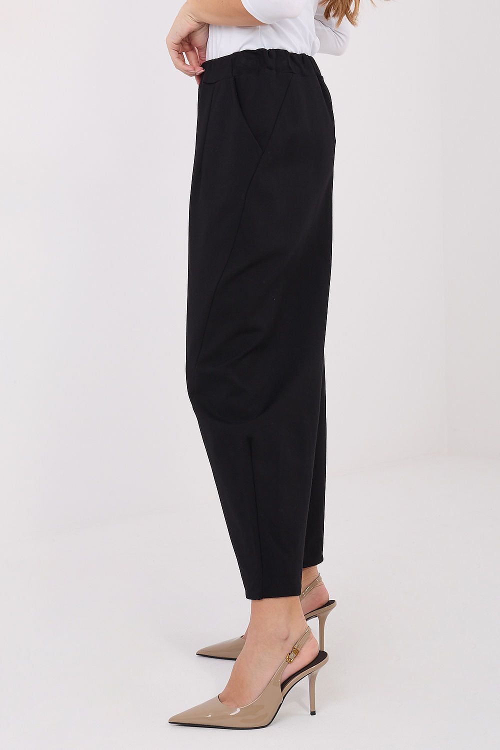  Women trousers model 222247 Rue Paris 
