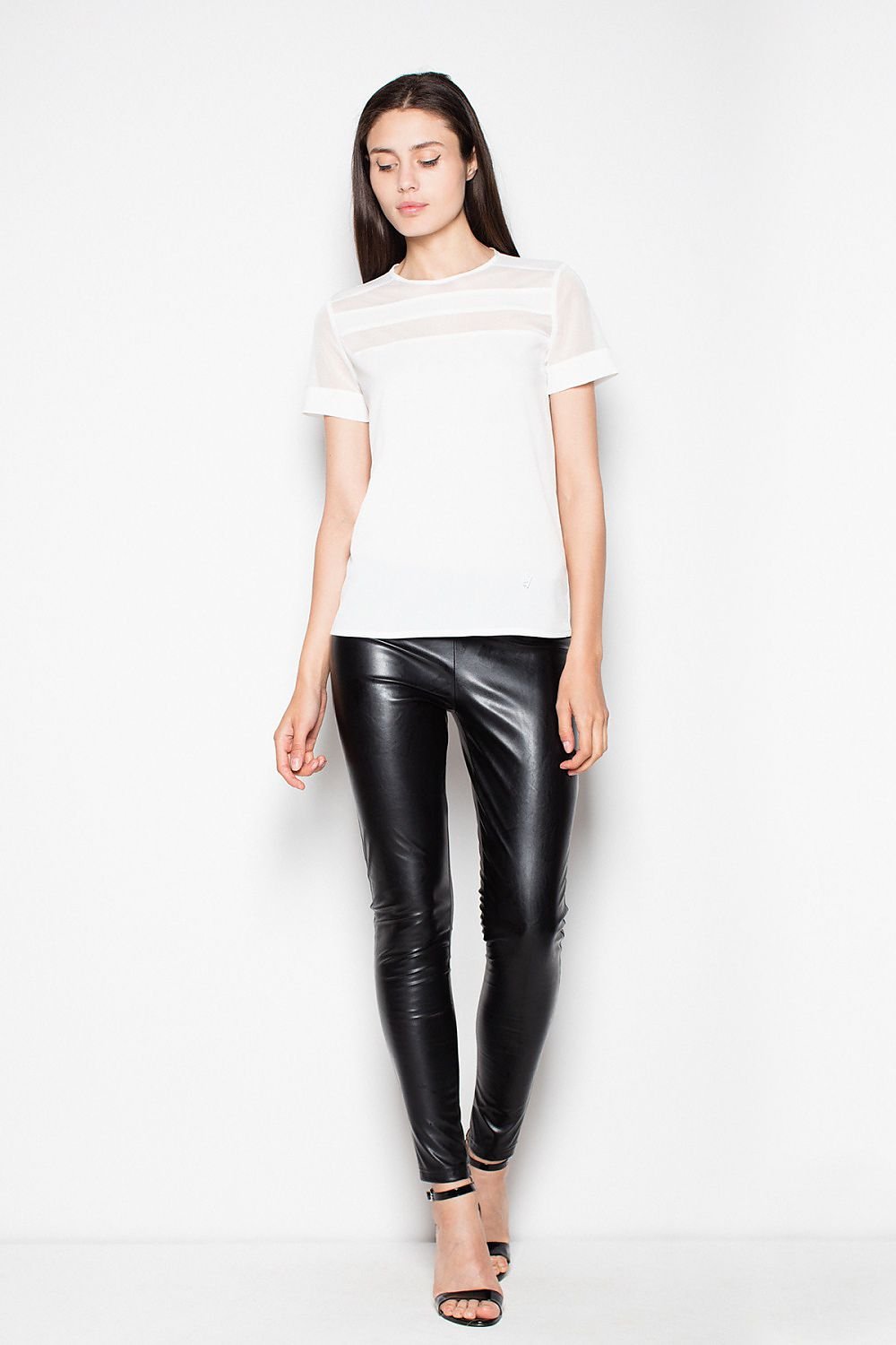 Blouse model 77560 Venaton - Toi ‘n’ Moi Ltd