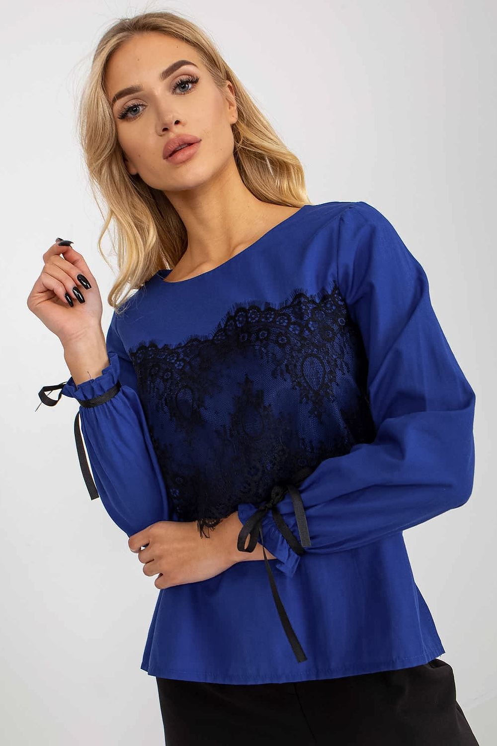 Blouse model 174462 Lakerta - Toi ‘n’ Moi Ltd