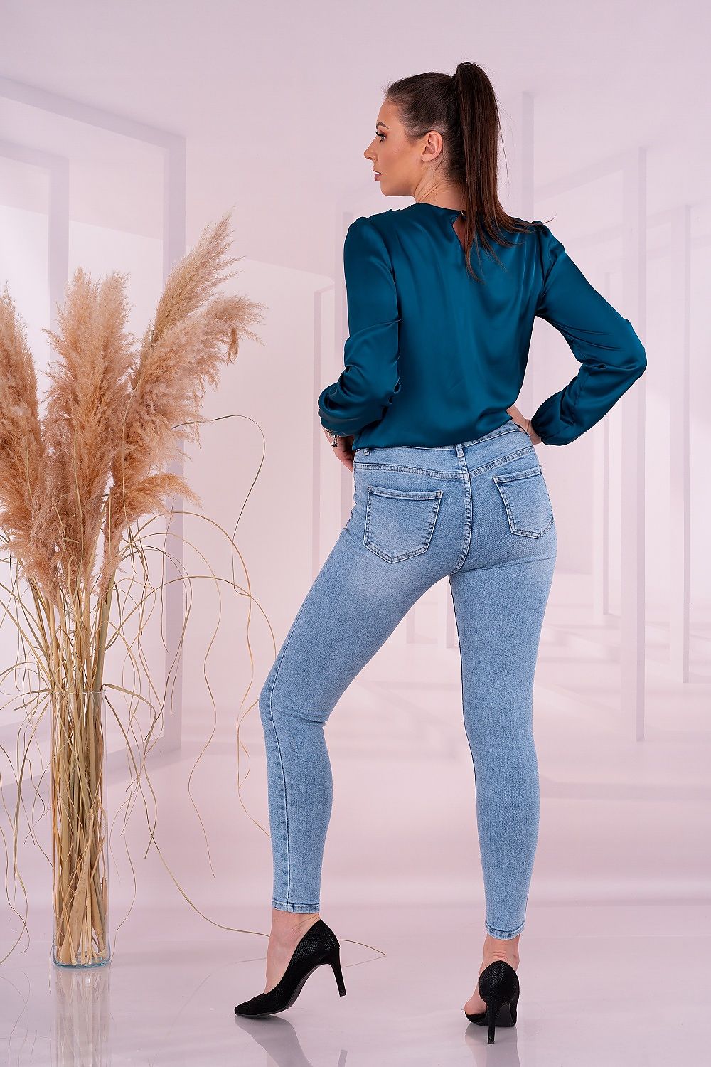 Blouse model 176444 Merribel - Toi ‘n’ Moi Ltd