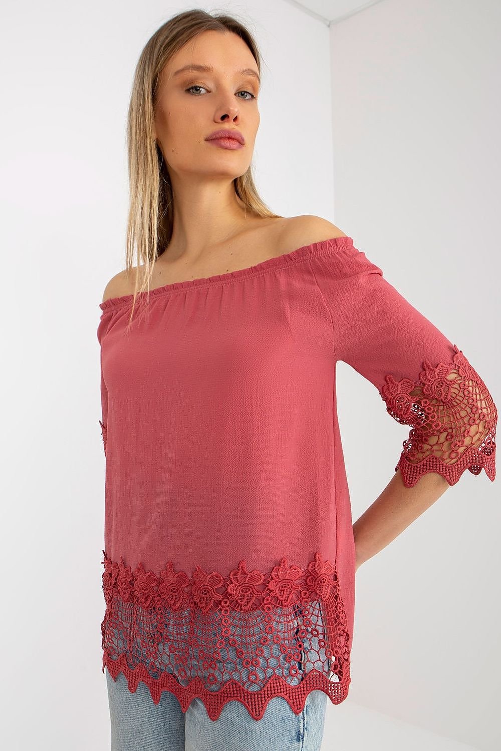 Blouse model 176733 Lakerta - Toi ‘n’ Moi Ltd