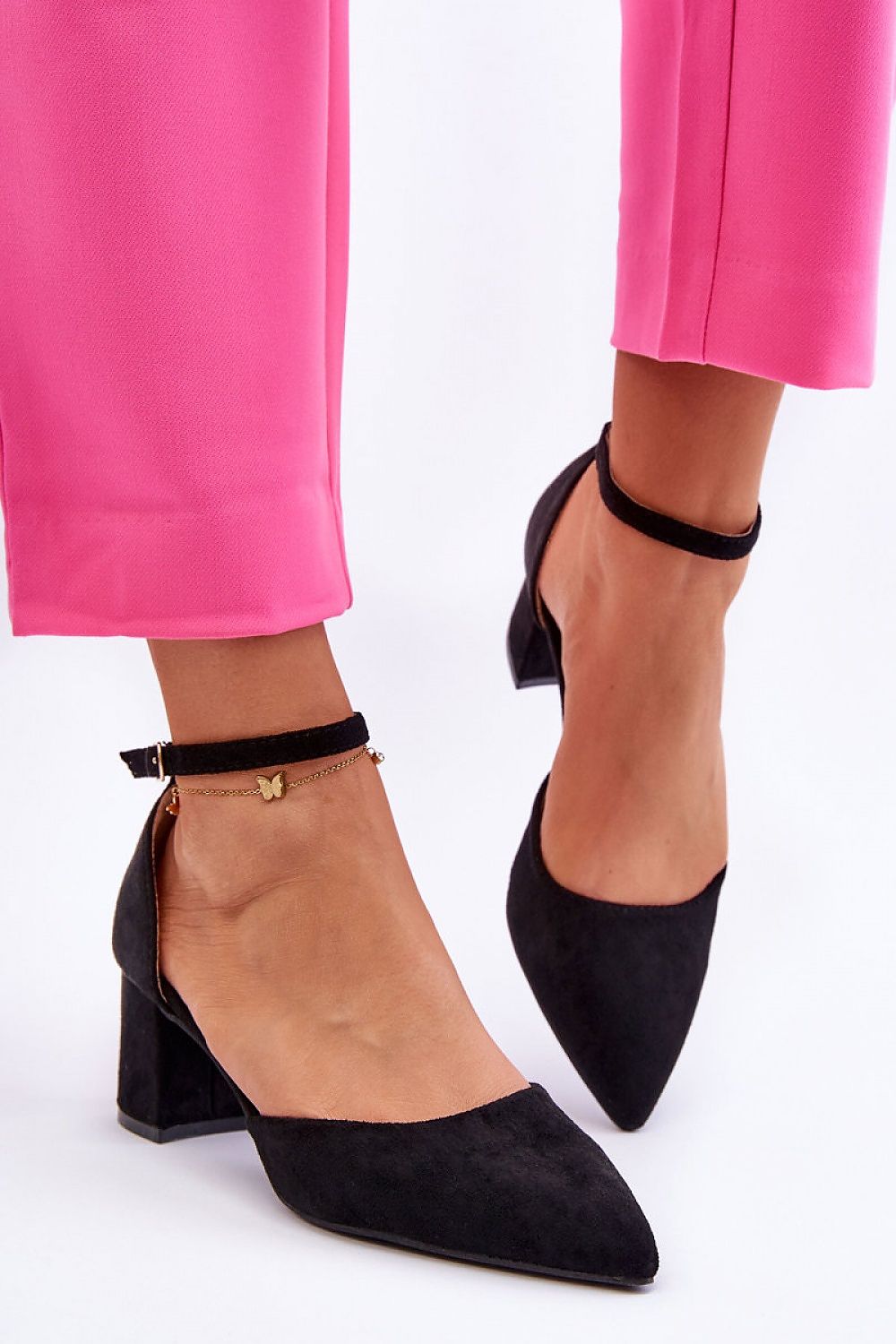 Block heel pumps model 181450 Step in style - Toi ‘n’ Moi Ltd