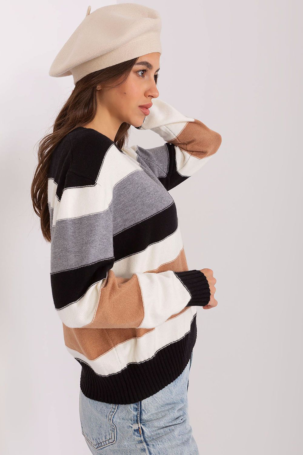 Beret model 185838 AT - Toi ‘n’ Moi Ltd