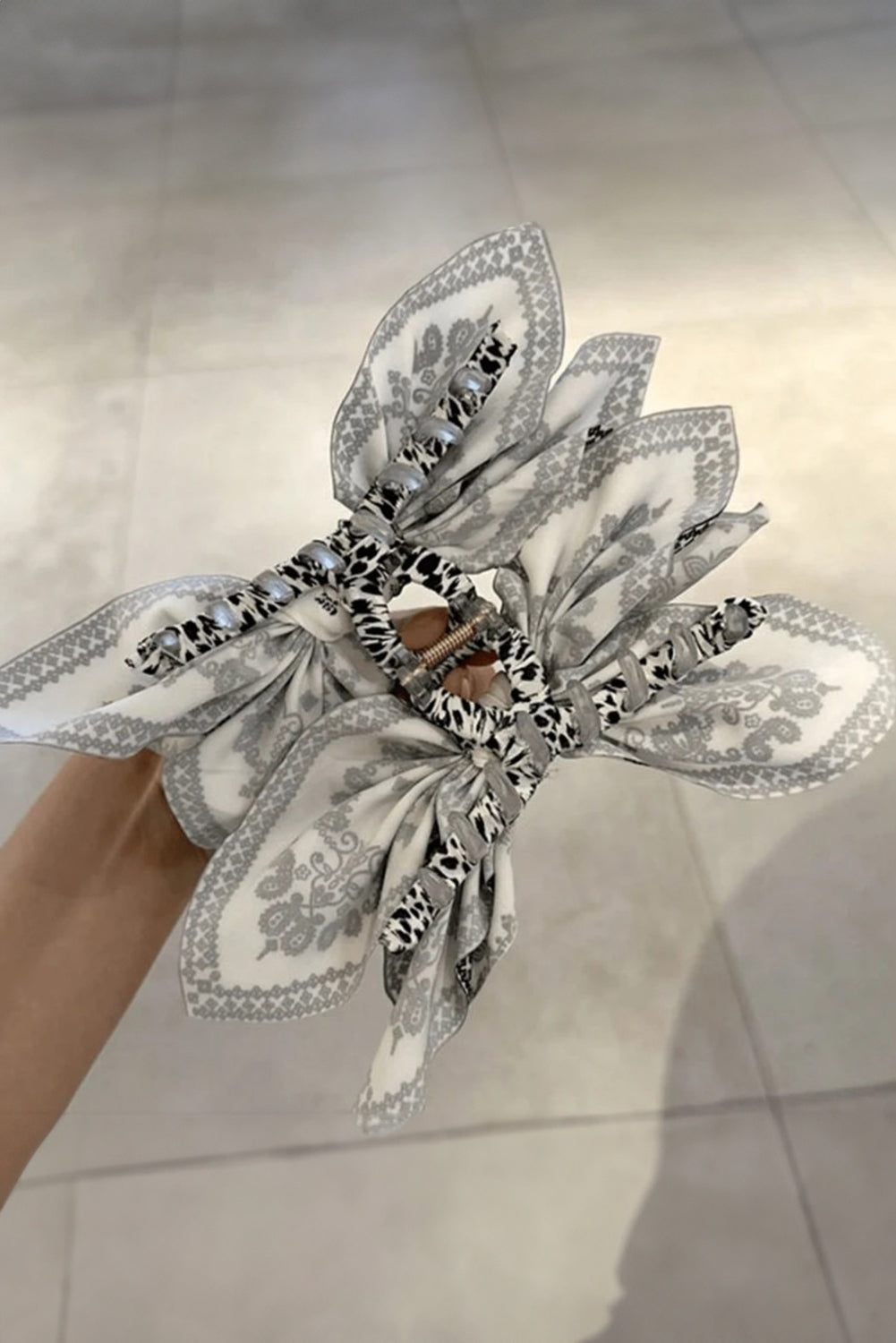 Black Paisley Floral Print Bow Knot Hair Clip - Toi ‘n’ Moi Ltd