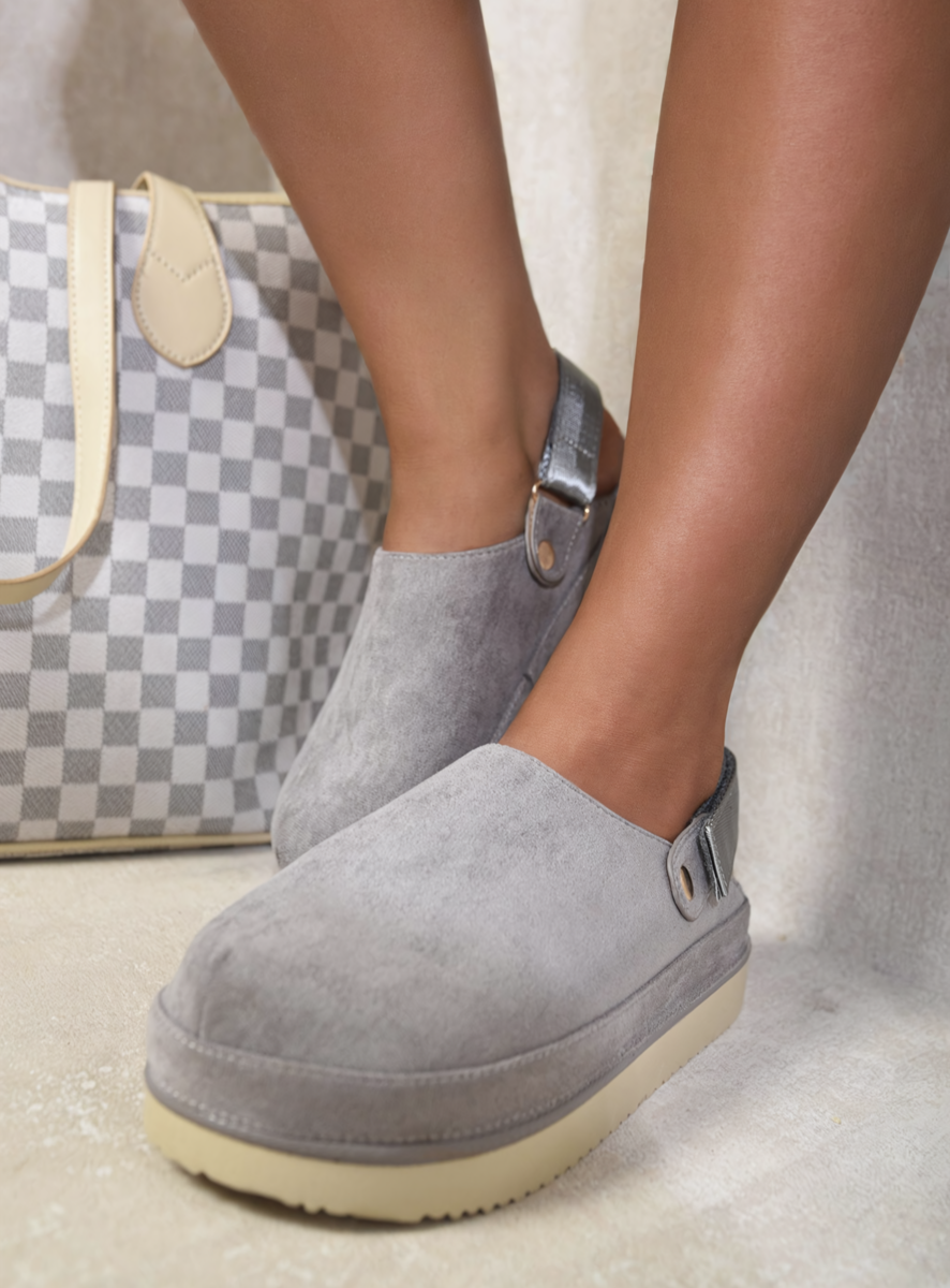 Chunky Slingback Closed Toe Clogs