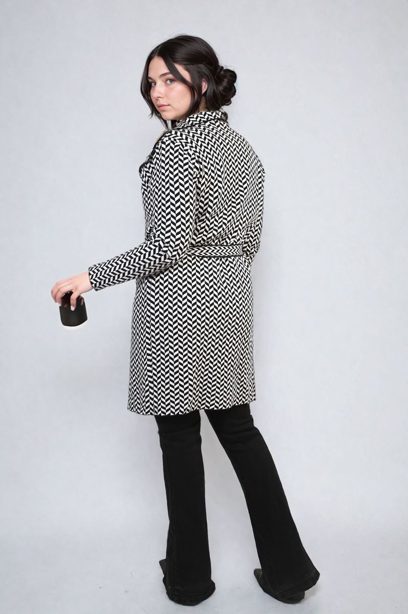 Check Print Full Sleeve Notched Lapel Collar Neck Belted Coat - Toi ‘n’ Moi Ltd