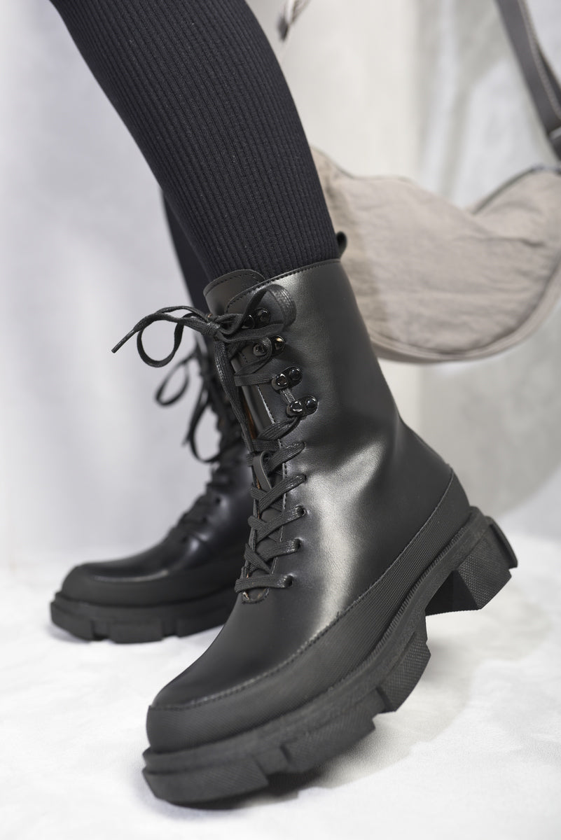 Chunky Platform Lace-Up Ankle Boots - Toi ‘n’ Moi Ltd