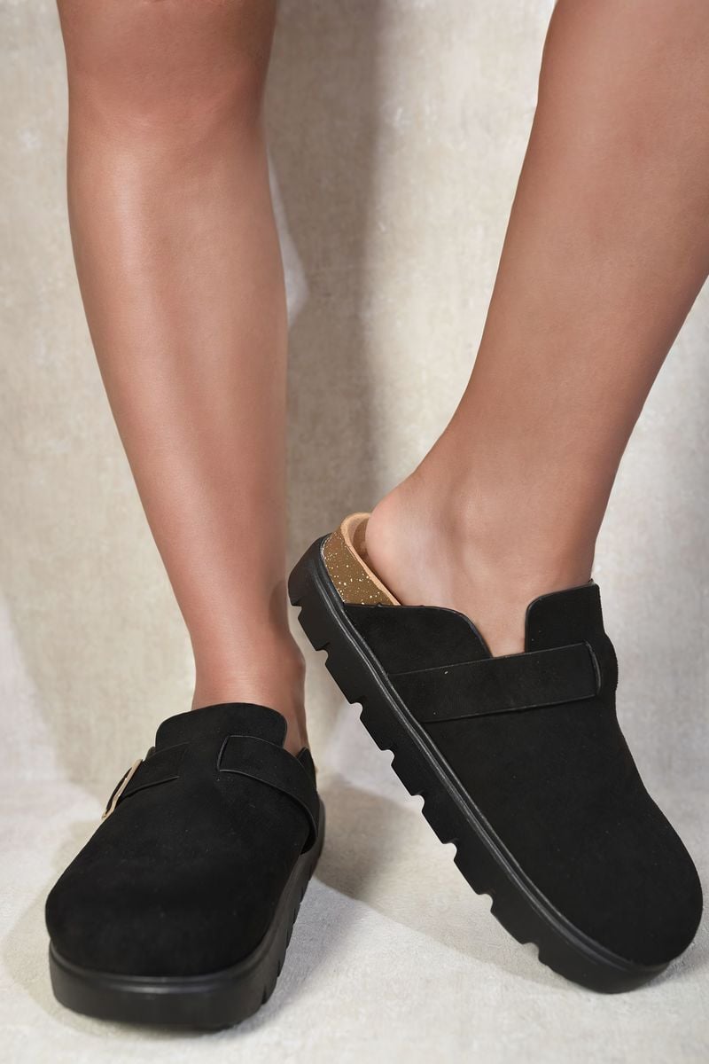 Chunky Closed Toe Buckle Sandals - Toi ‘n’ Moi Ltd