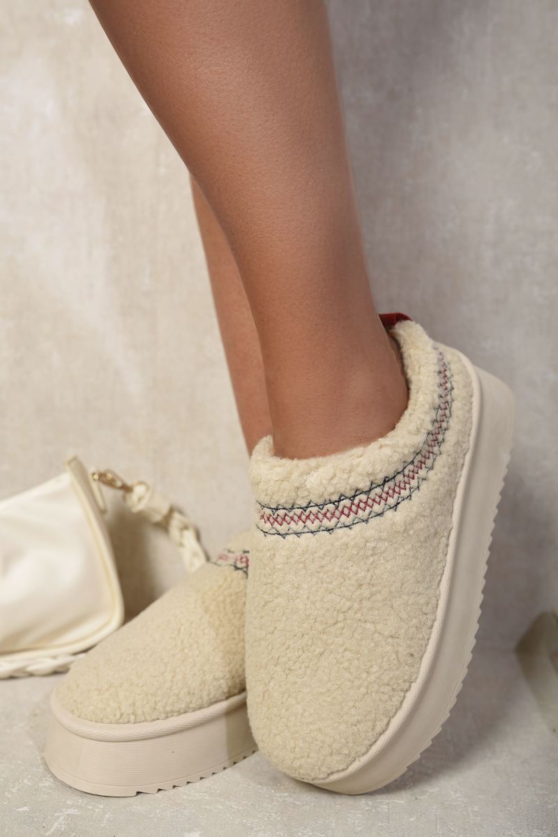 Ankle Cozy Plush Lining Thick Sole Fluffy Slippers - Toi ‘n’ Moi Ltd