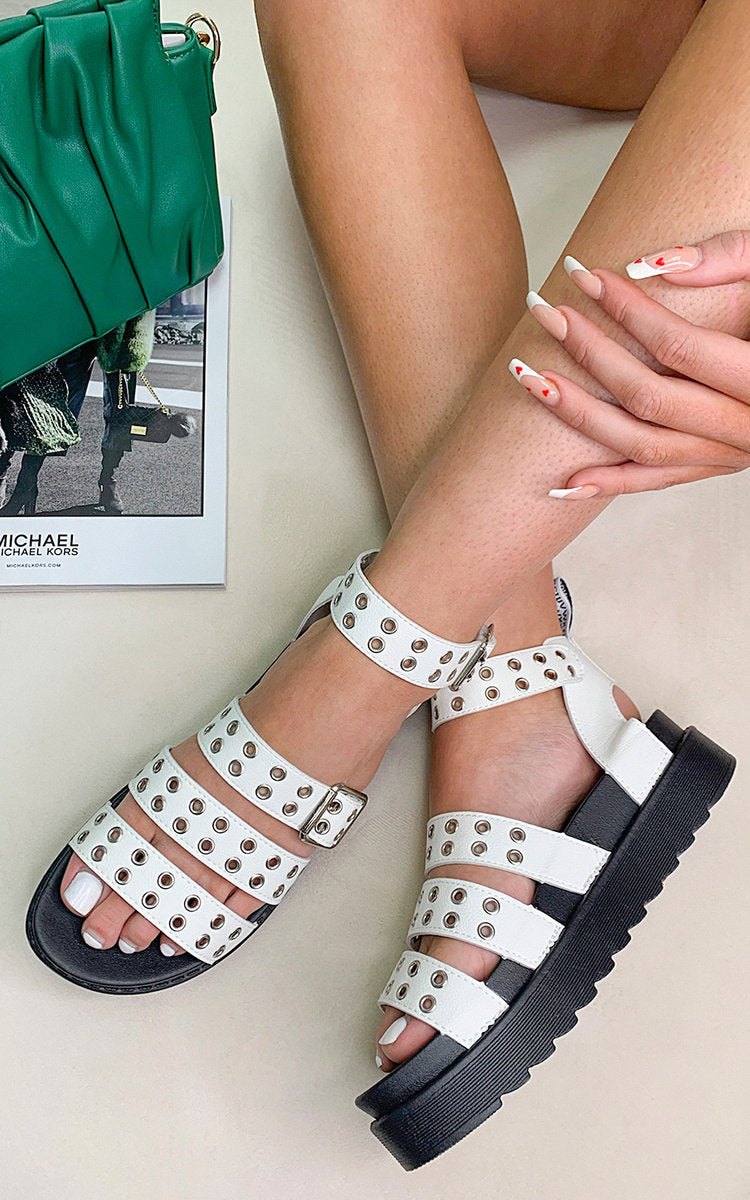 Chunky Platform Eyelet Sandals - Toi ‘n’ Moi Ltd