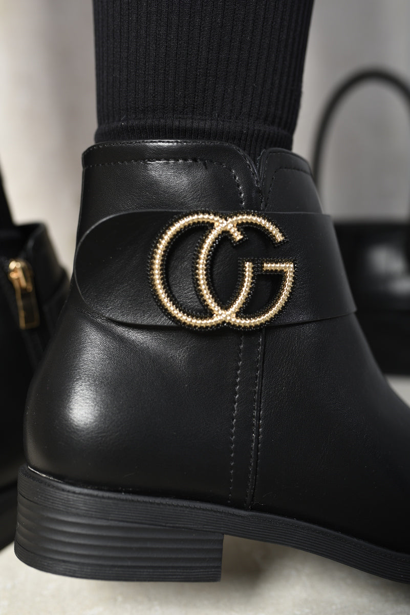 Chelsea Buckle Chunky Low Heel Ankle Boots - Toi ‘n’ Moi Ltd