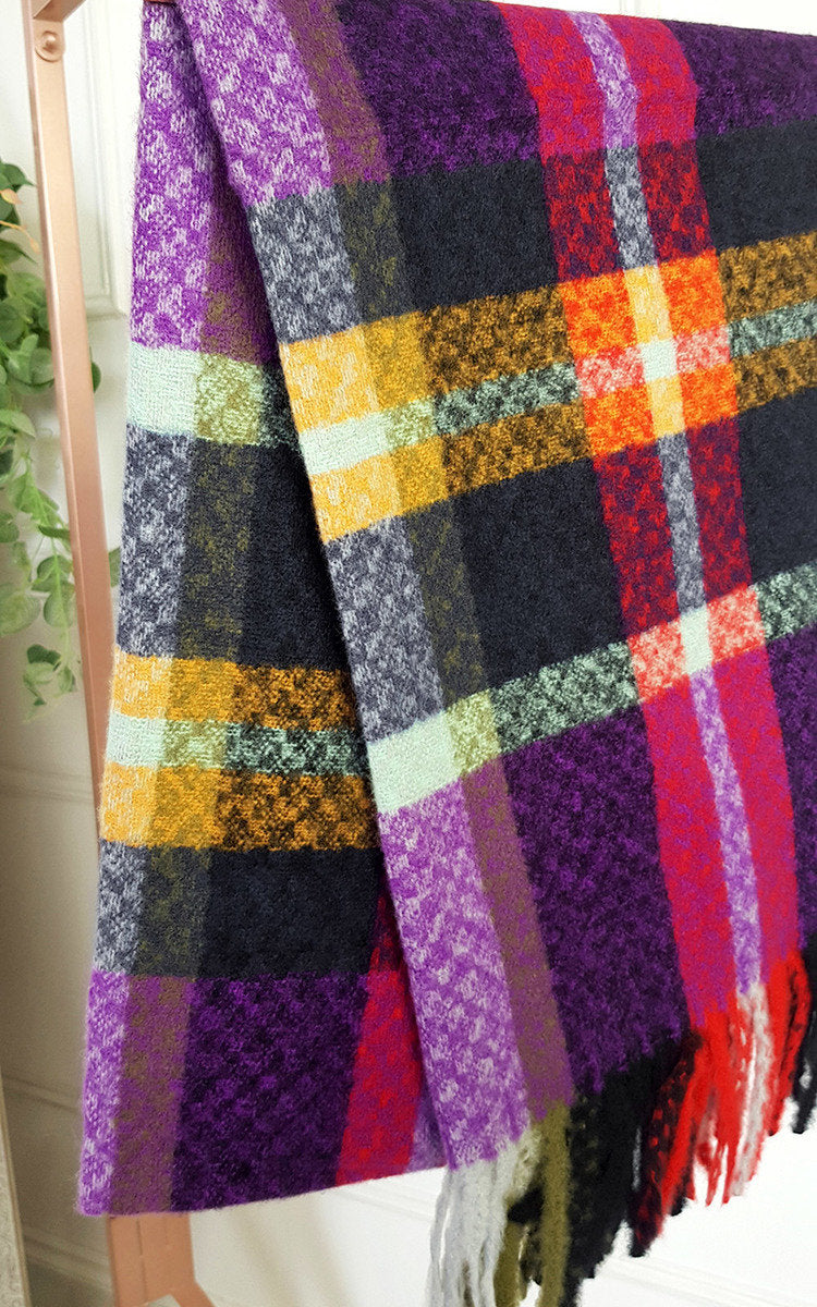 Check Print Knitted Scarf - Toi ‘n’ Moi Ltd
