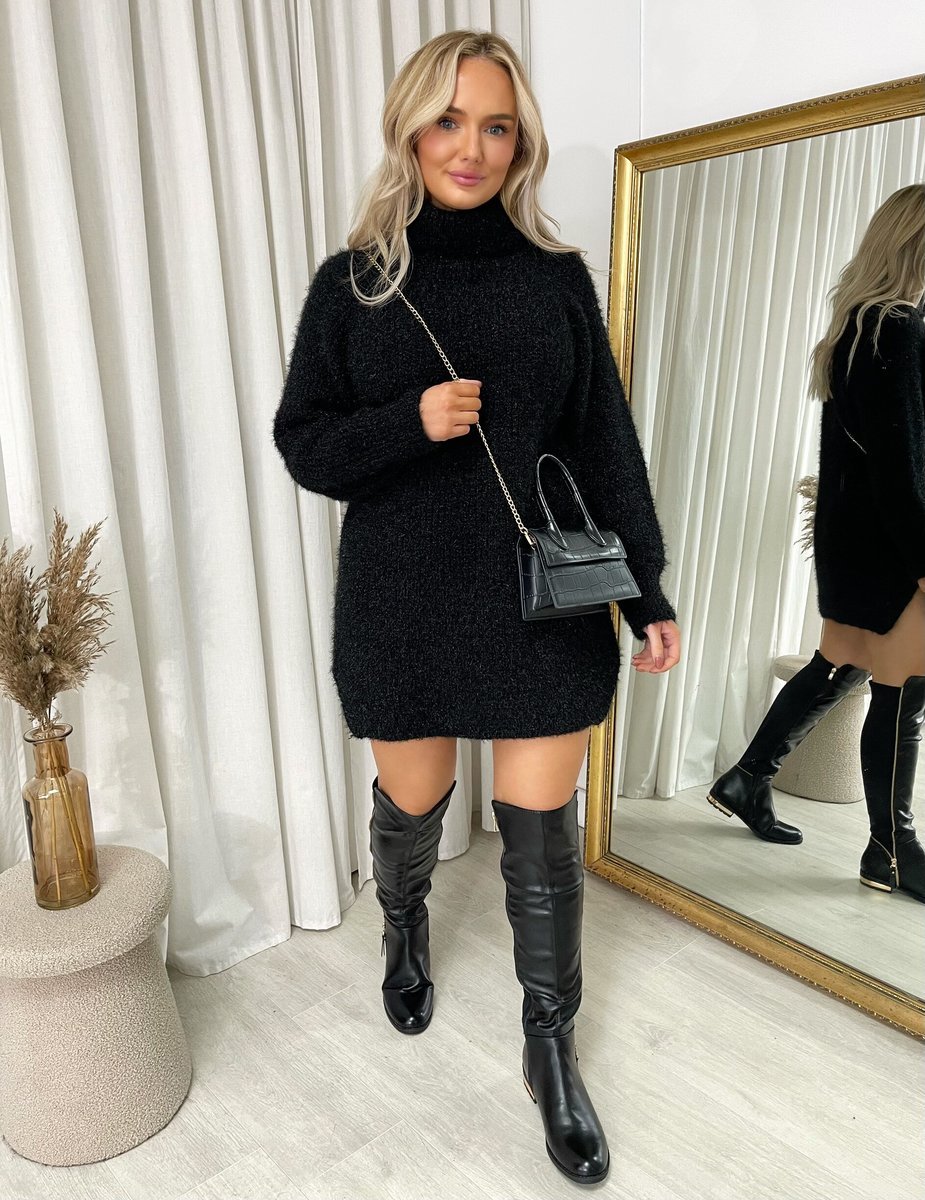 Chunky Roll Neck Knitted Jumper - Toi ‘n’ Moi Ltd